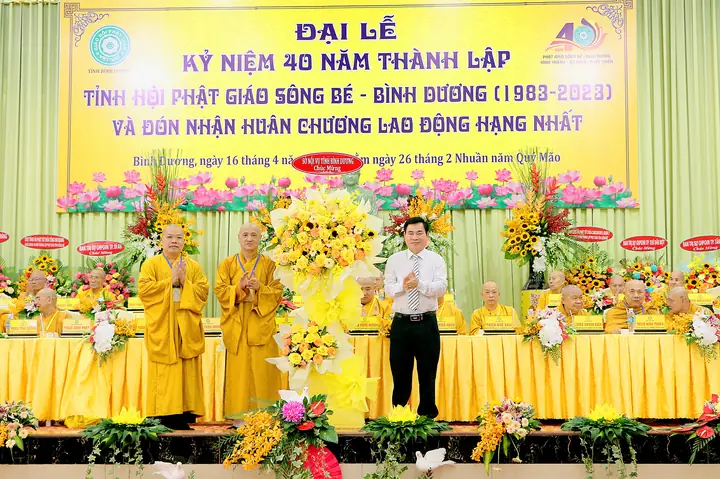 Giáo Hội Phật Giáo Việt Nam Tỉnh Bình Dương Trọng Thể Tổ Chức Lễ Kỷ Niệm 40 Năm Thành Lập Tỉnh Hội Phật Giáo Sông Bé - Bình Dương