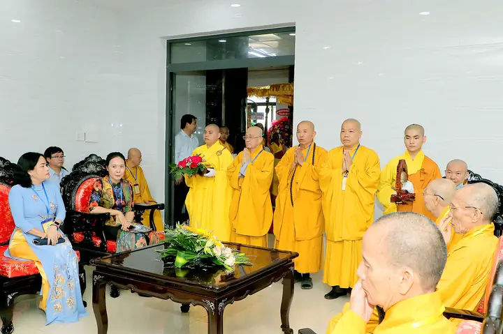 Giáo Hội Phật Giáo Việt Nam Tỉnh Bình Dương Trọng Thể Tổ Chức Lễ Kỷ Niệm 40 Năm Thành Lập Tỉnh Hội Phật Giáo Sông Bé - Bình Dương