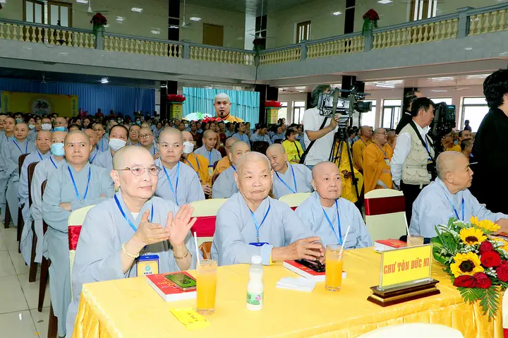 Giáo Hội Phật Giáo Việt Nam Tỉnh Bình Dương Trọng Thể Tổ Chức Lễ Kỷ Niệm 40 Năm Thành Lập Tỉnh Hội Phật Giáo Sông Bé - Bình Dương