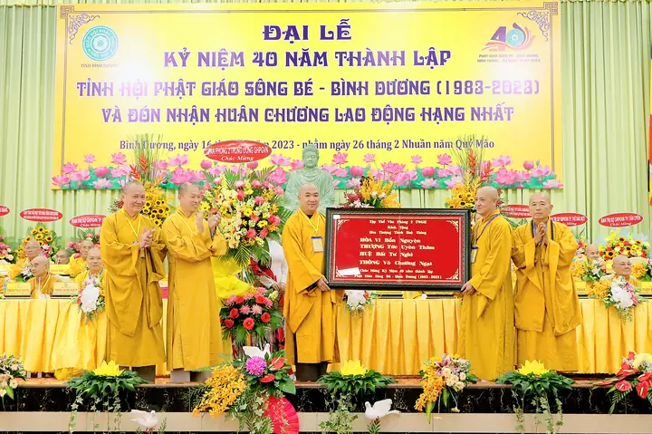 Giáo Hội Phật Giáo Việt Nam Tỉnh Bình Dương Trọng Thể Tổ Chức Lễ Kỷ Niệm 40 Năm Thành Lập Tỉnh Hội Phật Giáo Sông Bé - Bình Dương