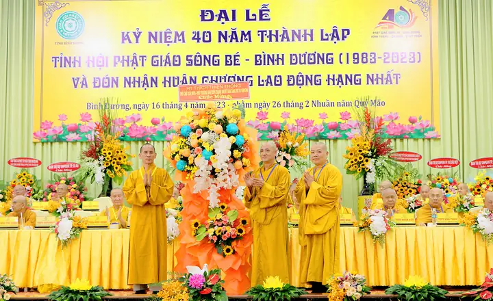 Giáo Hội Phật Giáo Việt Nam Tỉnh Bình Dương Trọng Thể Tổ Chức Lễ Kỷ Niệm 40 Năm Thành Lập Tỉnh Hội Phật Giáo Sông Bé - Bình Dương