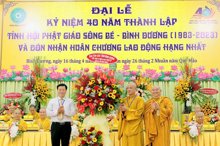 Giáo Hội Phật Giáo Việt Nam Tỉnh Bình Dương Trọng Thể Tổ Chức Lễ Kỷ Niệm 40 Năm Thành Lập Tỉnh Hội Phật Giáo Sông Bé - Bình Dương