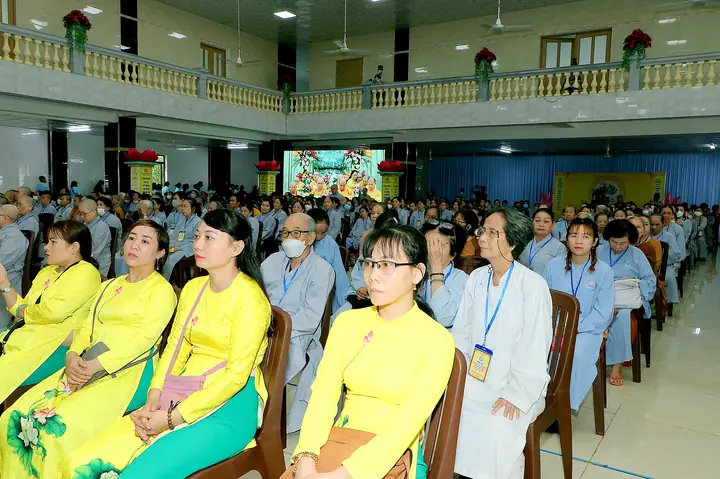 Giáo Hội Phật Giáo Việt Nam Tỉnh Bình Dương Trọng Thể Tổ Chức Lễ Kỷ Niệm 40 Năm Thành Lập Tỉnh Hội Phật Giáo Sông Bé - Bình Dương