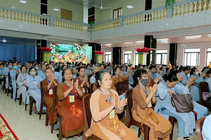 Giáo Hội Phật Giáo Việt Nam Tỉnh Bình Dương Trọng Thể Tổ Chức Lễ Kỷ Niệm 40 Năm Thành Lập Tỉnh Hội Phật Giáo Sông Bé - Bình Dương