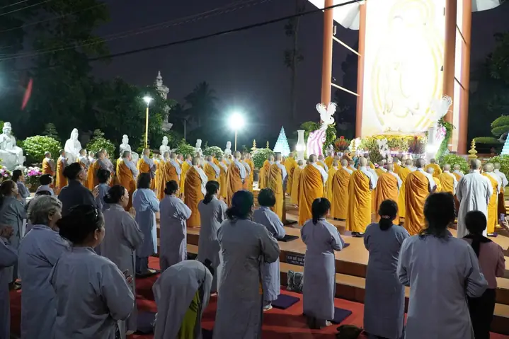 Ngày Đản Sanh Của Phật Bồ Tát