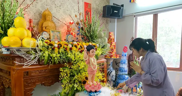 Ý Nghĩa Sâu Xa Của Nghi Thức Tắm Phật Trong Đại Lễ Phật Đản