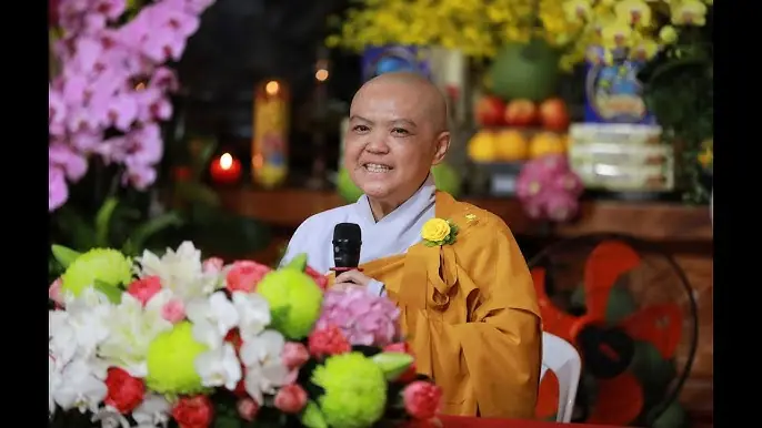 Nghe Giảng Phật Pháp Sư Cô Hương Nhũ: Lắng Nghe Để An Lòng