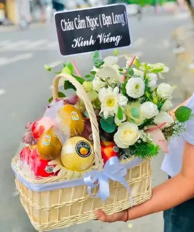 Đi Đám Ma Nên Mua Gì Gợi Ý Các Vật Phẩm Phù Hợp Và Trang Trọng