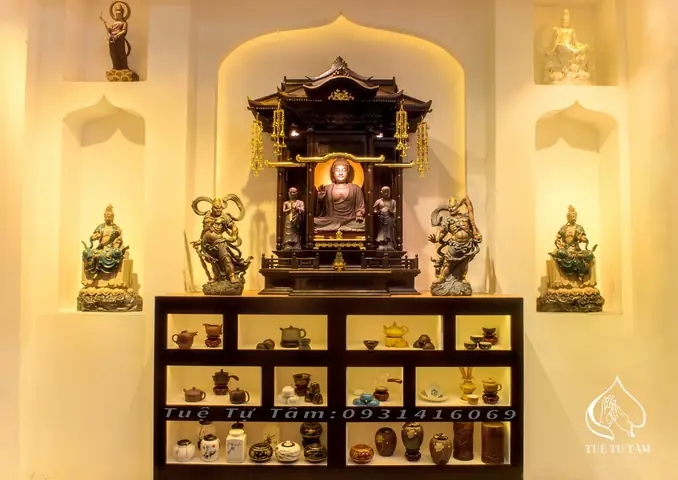 Những Vị Phật Có Thật Ở Việt Nam - Tuệ Tự Tâm