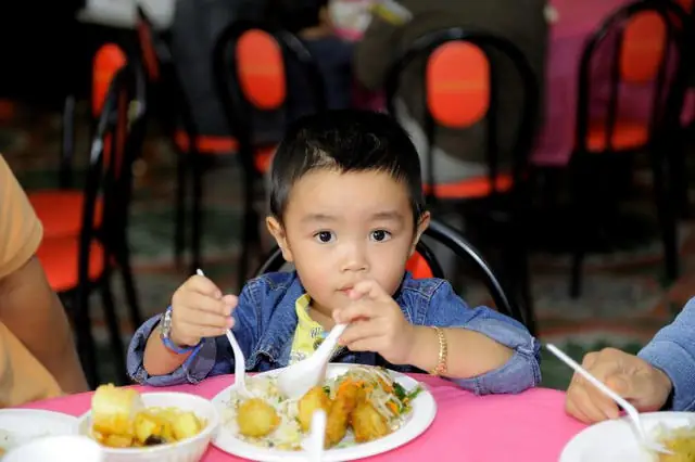 Niệm Phật 2 Tiếng Có Tác Dụng Gì? Hướng Dẫn Tập Luyện Hiệu Quả