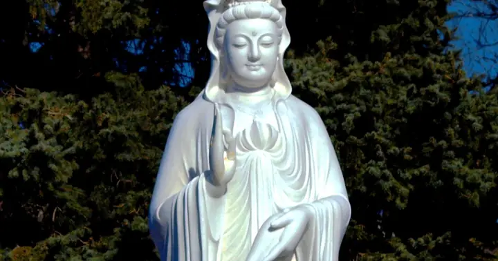 Niệm Danh Bồ-tát Cứu Khổ Nạn | Giác Ngộ Online