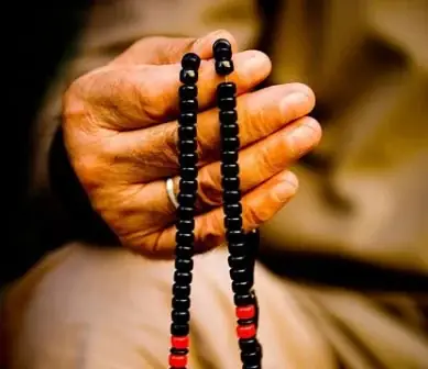 Nằm Niệm Phật Có Lỗi Không? 1