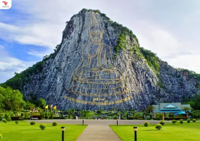 Núi Phật Vàng Ở Thái Lan Có Gì Đẹp