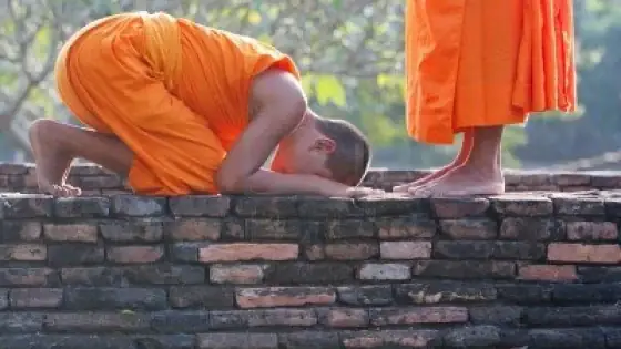 Cách Tính Tuổi Đạo Và Phẩm Trật Trong Đạo Phật