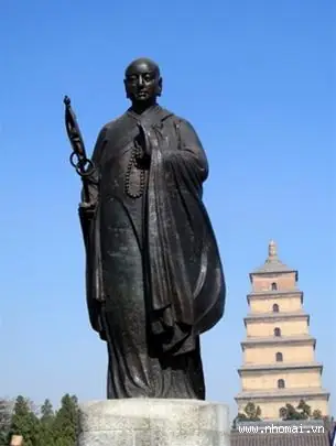 Pháp Phục Phật Giáo Huyền Trang: Nét Đẹp Tâm Linh Trong Trang Phục Tu Học