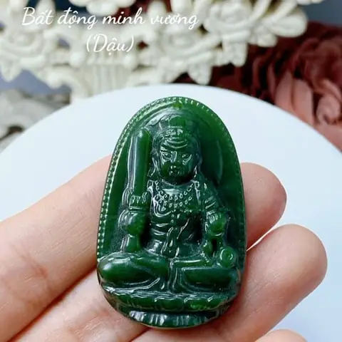 Lợi Ích Phong Thủy Khi Đeo Phật Bản Mệnh