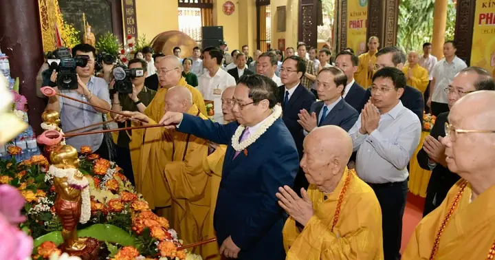 Thủ Tướng Dự Và Chúc Mừng Đại Lễ Phật Đản 2024 Tại Chùa Quán Sứ ...