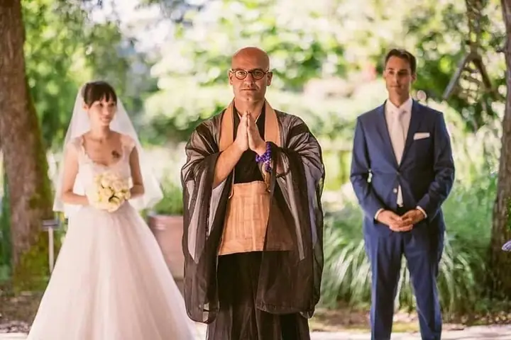 Nhân Duyên Vợ Chồng, Theo Lời Phật Dạy Là Do Duyên Nghiệp Từ Kiếp Trước Mà Thành. Tu Trăm Năm Mới Là Bạn Đồng Hành, Tu Ngàn Năm Mới Được Cùng Chung Chăn Gối.