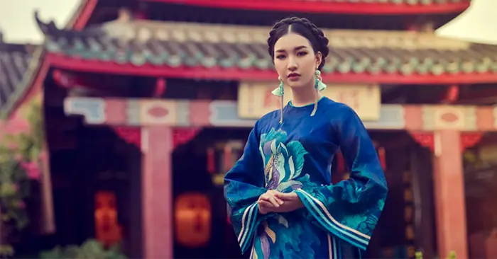 Đức Phật Và Hoàng Hậu Mallika. (ảnh Minh Họa: Mettapage.org)