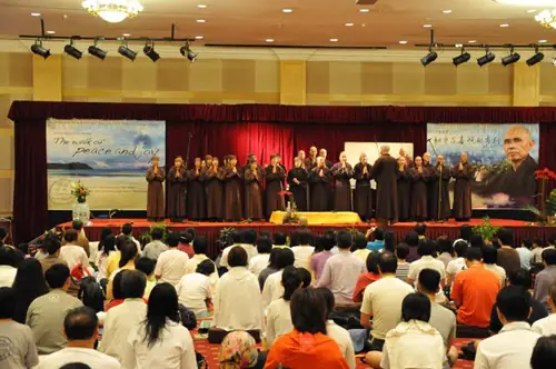 Phật Giáo Làng Mai