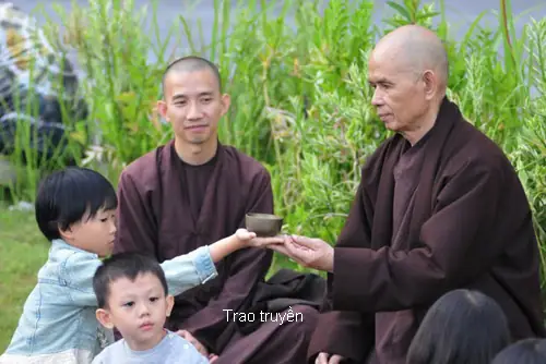 Phật Giáo Làng Mai
