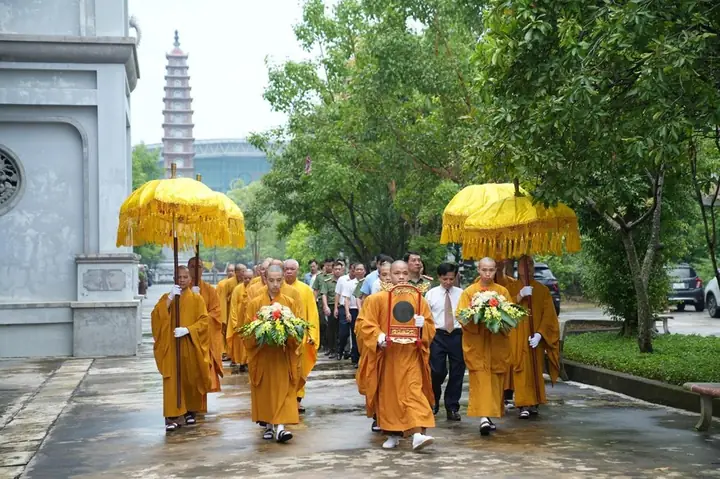 Nam Định: Lễ Công Bố Quyết Định Chuẩn Y Nhân Sự Bts Ghpgvn Tp Nam Định Nhiệm Kỳ Ix (2021 – 2026)
