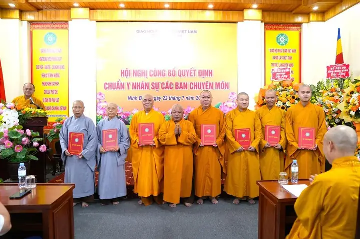 Phật Giáo Tỉnh Ninh Bình Kiện Toàn Nhân Sự Các Ban Chuyên Môn – Hướng Tới Sự Phát Triển Ổn Định Và Đồng Hành Cùng Dân Tộc