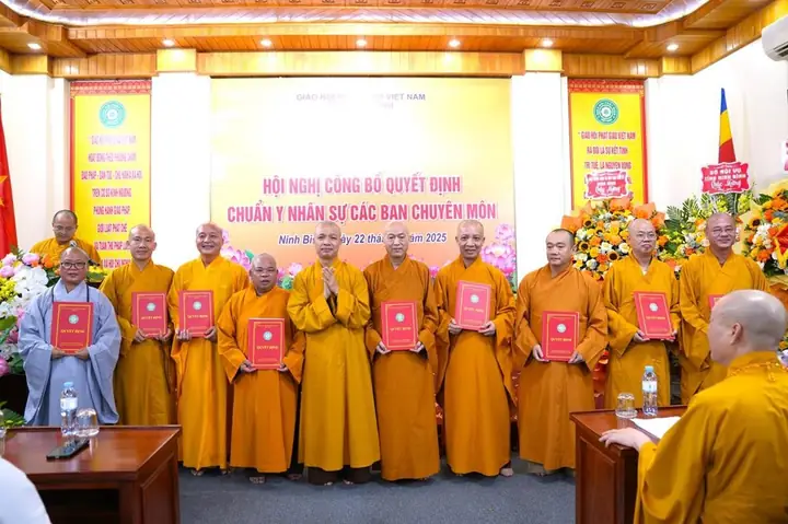 Phật Giáo Tỉnh Ninh Bình Kiện Toàn Nhân Sự Các Ban Chuyên Môn – Hướng Tới Sự Phát Triển Ổn Định Và Đồng Hành Cùng Dân Tộc
