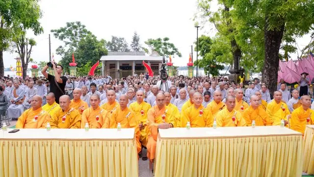 Phật Giáo Phú Vang