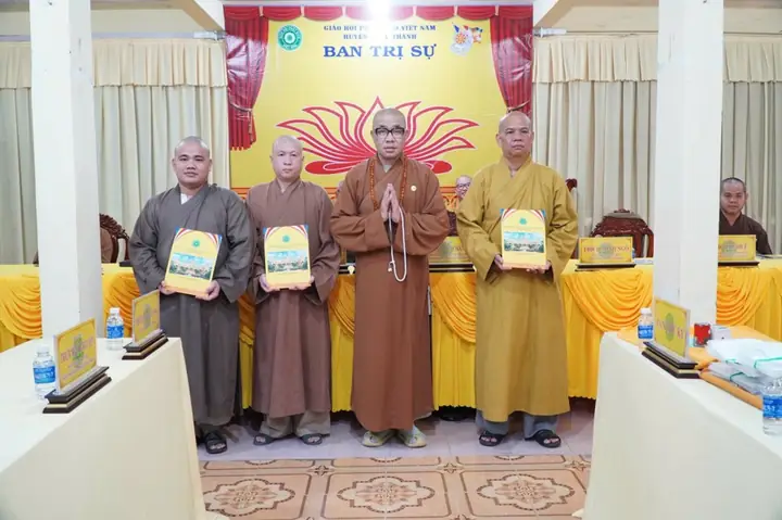 Phật Giáo Tiền Giang Đã Hoàn Thành Việc Dừng Hoạt Động Ban Trị Sự 11 Huyện Thị Thành Trong Toàn Tỉnh