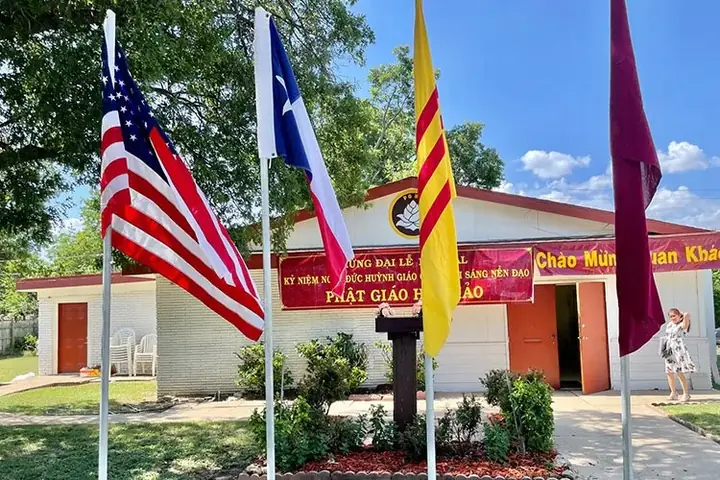 Phật Giáo Và Phật Giáo Hòa Hảo: So Sánh, Khác Biệt Và Tương Đồng