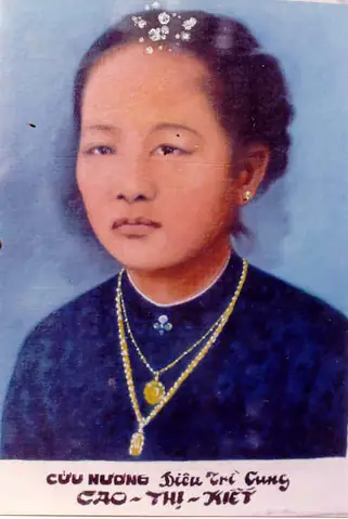 Cá»¬u Næ¯æ Ng: