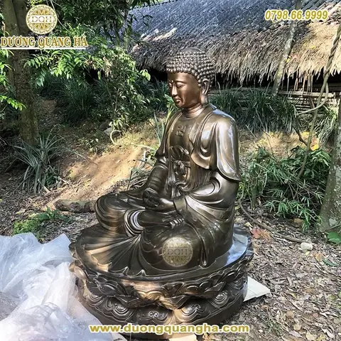 Ai Là Người Có Thể Thực Hiện Việc Khai Quang Điểm Nhãn Cho Tượng Phật Bằng Đồng?