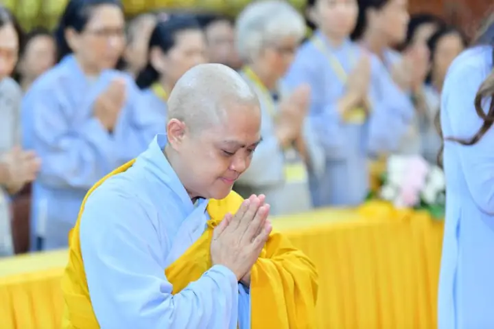 Phật Pháp Thích Hương Nhũ