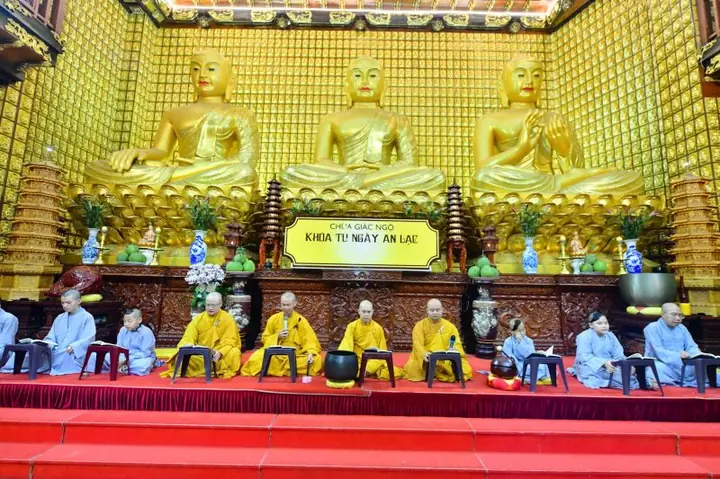 Phật Pháp Thích Hương Nhũ