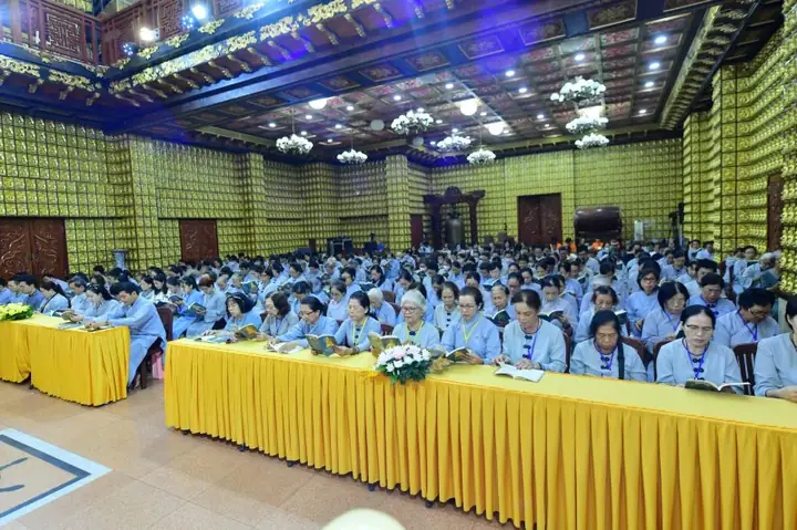 Phật Pháp Thích Hương Nhũ