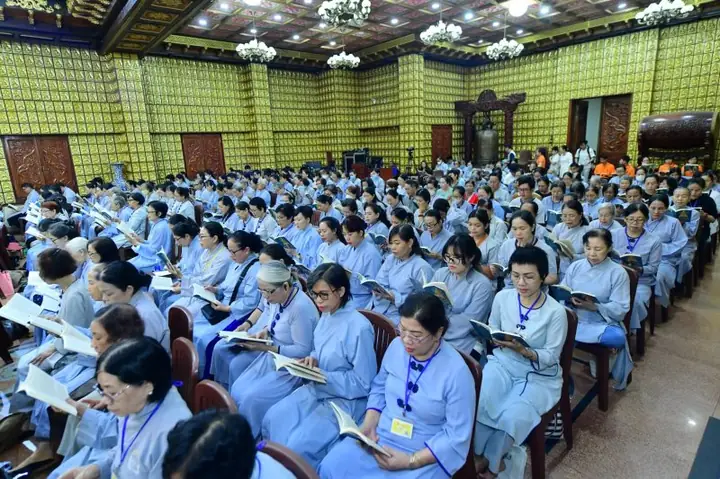 Phật Pháp Thích Hương Nhũ