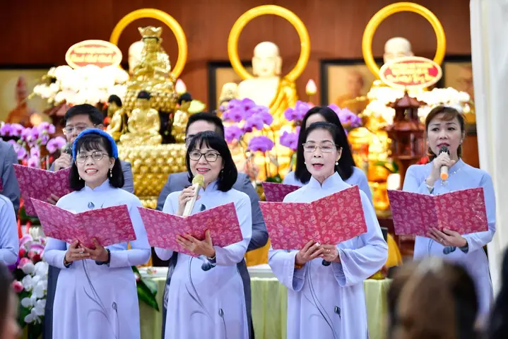 Phật Dạy Bốn Pháp Lành Giúp Vợ Chồng Sống Hạnh Phúc Bên Nhau