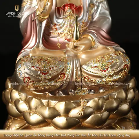 Nên Thờ Phật Quan Âm Đứng Hay Ngồi: Cách Thỉnh Tượng Đúng