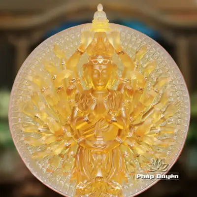 Alternative View Of Tượng Thiên Thủ Thiên Nhãn Đứng Lưu Ly Dát Vàng 998, Màu Vàng, Cao 68cm