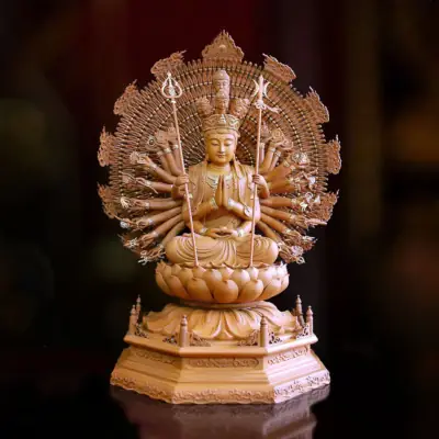 Tượng Thiên Thủ Thiên Nhãn (nghìn Tay Nghìn Mắt) Ngồi, Bằng Gỗ Hương Chương (long Não), Cao 55cm (tổng 62cm)