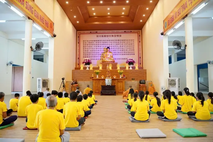 Kiên Giang: Chùa Phật Quang Phổ Chiếu Tổ Chức Khóa Tu “một Ngày An Lạc” Định Kỳ Hàng Tháng