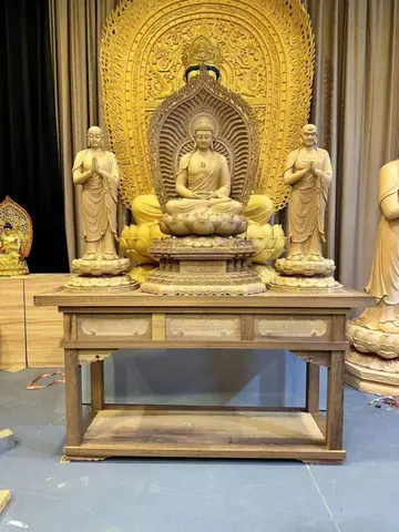 Phật Thích Ca Ngồi Gốc Bồ Đề