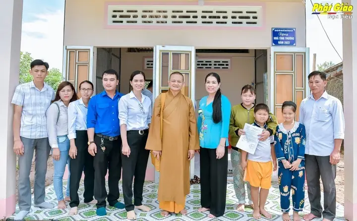 Z4209675166989_85b4c9bab97bfcca9cc16a8629110641