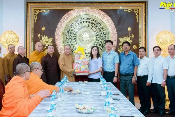 Z4209674578868_4ba0b15c5f10495ff2326963e804a82e