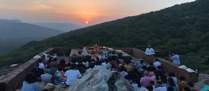 Đường Lên Núi Linh Thứu