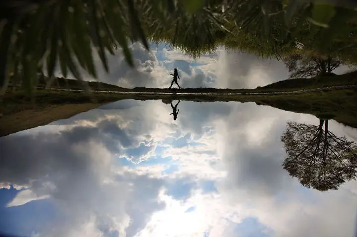 Phật Tử Cầu Nguyện Vào Top 70 Ảnh Đẹp Nhất Năm Của Natgeo - Ảnh 11.