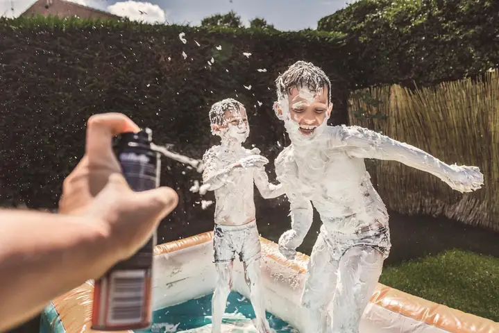 Phật Tử Cầu Nguyện Vào Top 70 Ảnh Đẹp Nhất Năm Của Natgeo - Ảnh 4.