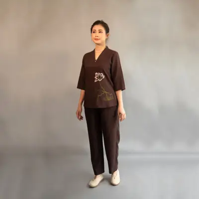 Bộ Quần Áo Pháp Phục Lễ Chùa Nữ Thêu Hoa Sen, Màu Nâu Đen
