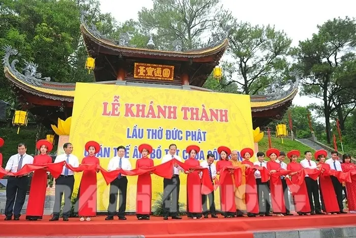 Quán Thế Âm Bồ Tát Thành Phật